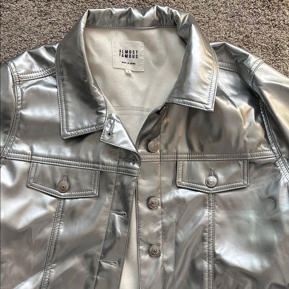 Silver Metallic Jacket - Picture 2 of 4